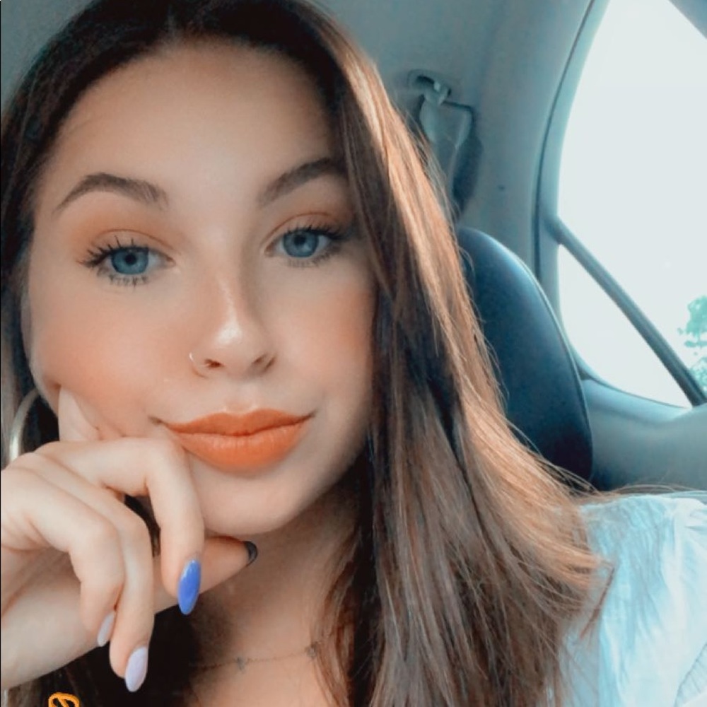 Meet your Posher, Madison